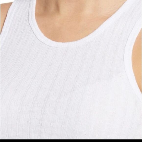 All In Favor NWT White Pucker Ribbed Textured Crop Top M - Picture 4 of 5